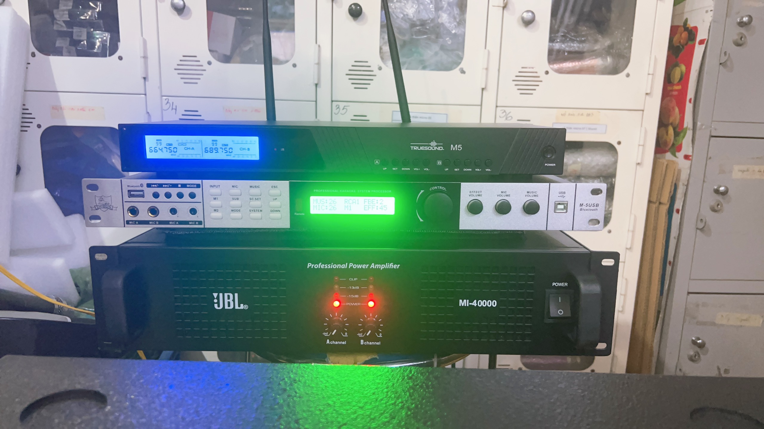 Z4695057720666 09db4706b34c4a84846485800f1bf35a